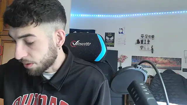 maestroboris95 online show from February 2026 12:52:01 PM