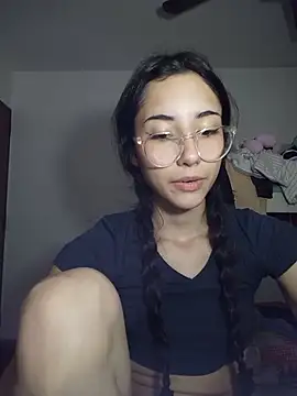 isaaabelaaa online show from May 2026 10:37:02 PM