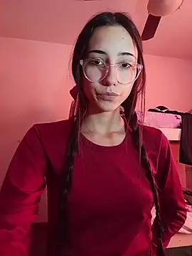 isaaabelaaa online show from June 2026 05:28:01 PM