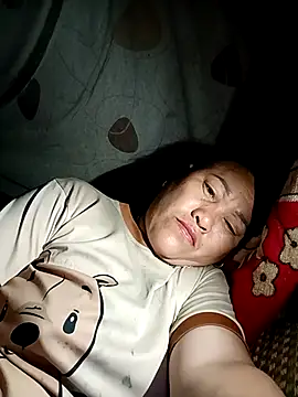 Snapshot of Lucky_baby7 chatting on April 2026 10:21:02 PM Lucky baby7 online show from April 2026 10:21:02 PM
