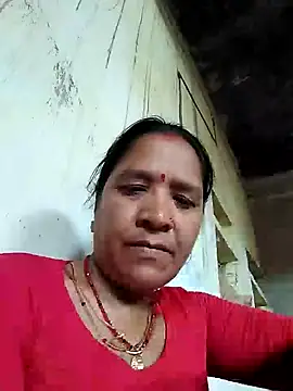 Snapshot of Loomaraj chatting on June 2026 02:24:02 AM Loomaraj online show from June 2026 02:24:02 AM