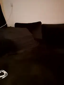 AkuManis online show from February 2026 08:38:02 PM