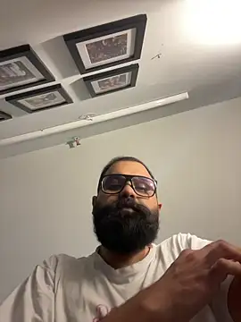 beerboy2222 online show from June 2026 09:34:02 AM
