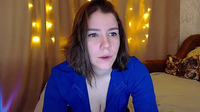 AdelMauds online show from March 2026 04:29:02 PM