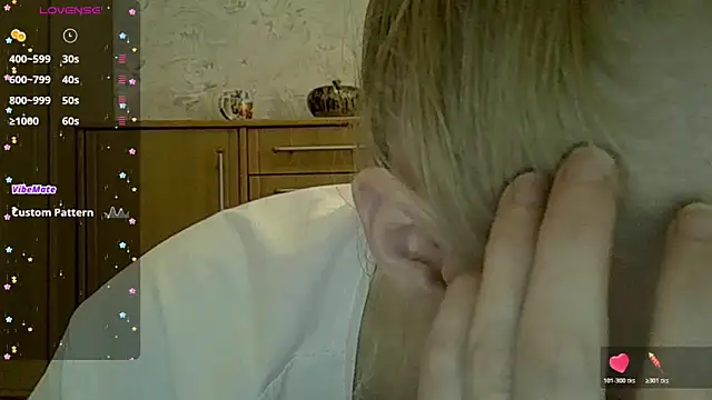 Snapshot of CurvyWild_Lady30 chatting on March 2026 01:08:01 PM CurvyWild Lady30 online show from March 2026 01:08:01 PM