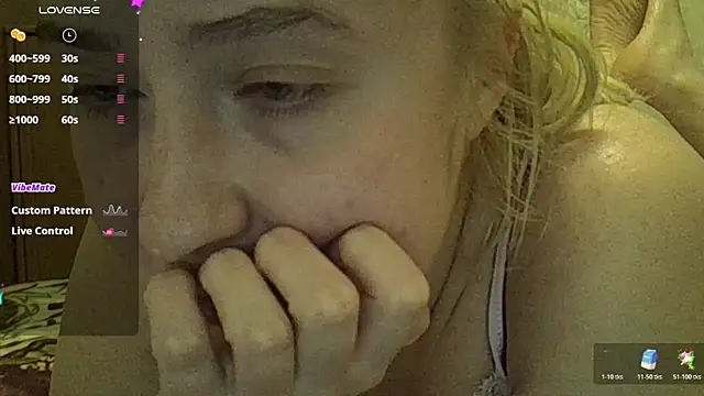 Snapshot of CurvyWild_Lady30 chatting on March 2026 01:14:01 AM CurvyWild Lady30 online show from March 2026 01:14:01 AM