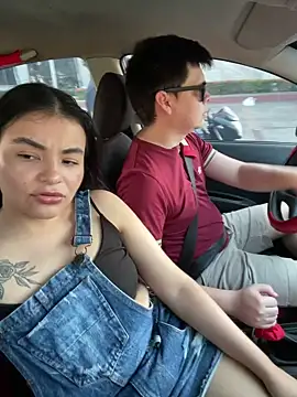 Violeta and Charlie online show from March 2026 06:47:02 PM