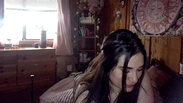 VelvetBrunetteXo online show from April 2026 09:24:01 PM