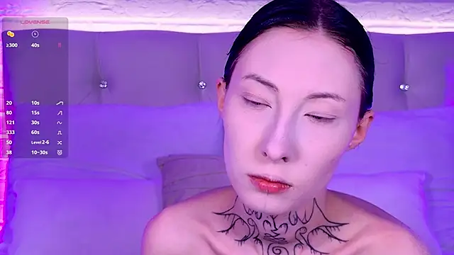 roxy morrison x online show from May 2026 03:35:02 AM