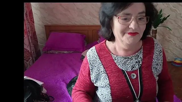 Snapshot of xMaryxAnne chatting on April 2026 11:27:02 AM xMaryxAnne online show from April 2026 11:27:02 AM