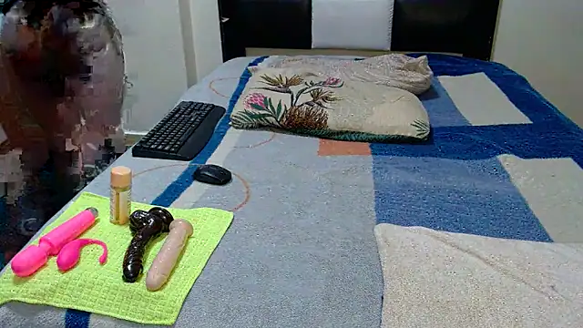 VeronaDimexx online show from March 2026 07:31:01 PM