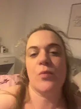 Piper Milf 36 online show from March 2026 04:22:02 PM