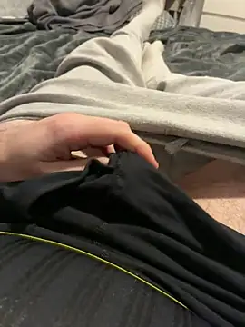 bearguy97 online show from February 2026 08:56:01 PM