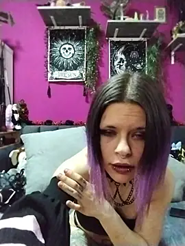 Snapshot of ViGothFox chatting on March 2026 06:03:01 PM ViGothFox online show from March 2026 06:03:01 PM