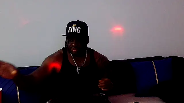 darkstallion7 online show from April 2026 12:13:02 AM