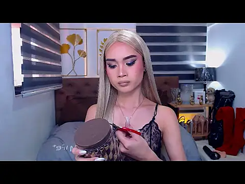 JuicyCockThea online show from April 2026 03:56:01 AM