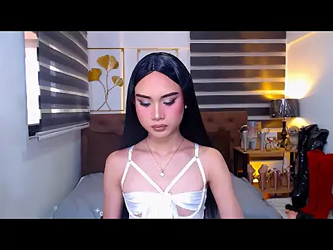JuicyCockThea online show from May 2026 01:00:01 AM