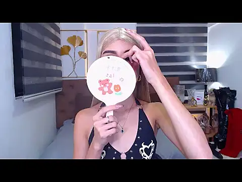 JuicyCockThea online show from June 2026 02:09:01 PM