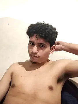 Snapshot of Rodri1k chatting on February 2026 03:02:01 AM Rodri1k online show from February 2026 03:02:01 AM