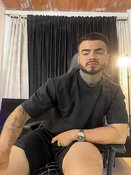 Benjii Carter1 online show from March 2026 03:00:02 AM