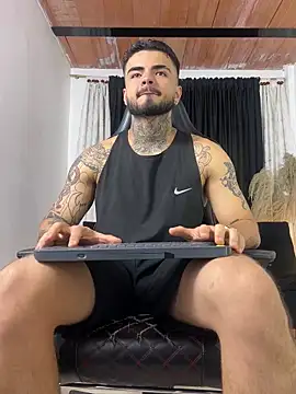 Benjii Carter1 online show from May 2026 02:08:01 AM