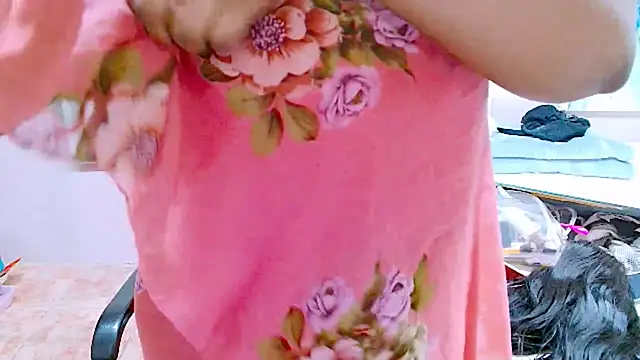 TyraHotxxx online show from May 2026 06:07:02 AM