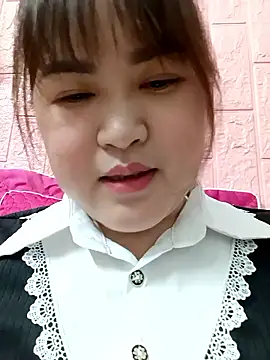 Kee-kimlee online show from February 2026 03:13:01 AM