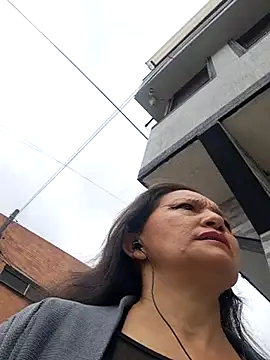 Alexamontiel  online show from April 2026 03:58:01 PM