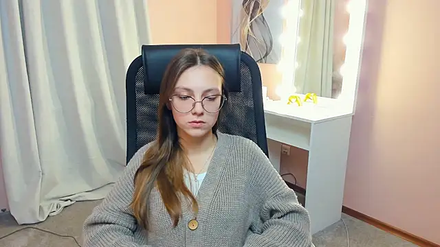 EvonHowell online show from February 2026 01:15:02 PM