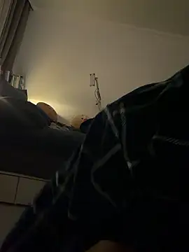 EunMilHan online show from February 2026 04:00:01 PM