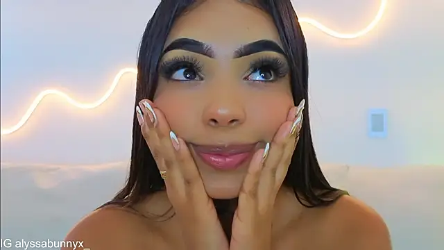 Snapshot of Alyssa_bunnyx chatting on March 2026 02:44:01 PM Alyssa bunnyx online show from March 2026 02:44:01 PM