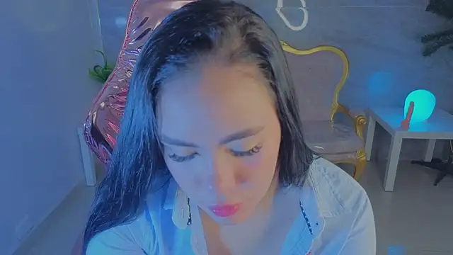 nati06 s online show from March 2026 01:04:02 PM