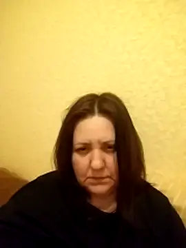 LockyCharm111 online show from February 2026 06:45:01 PM