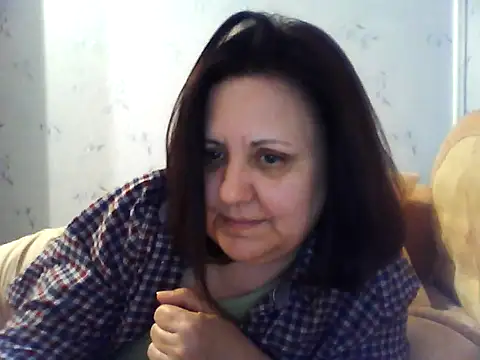 LockyCharm111 online show from May 2026 09:10:02 PM