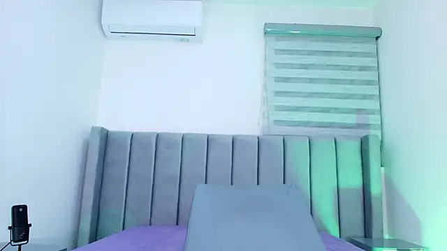 Snapshot of freyhasmith_ chatting on March 2026 03:03:02 AM freyhasmith online show from March 2026 03:03:02 AM