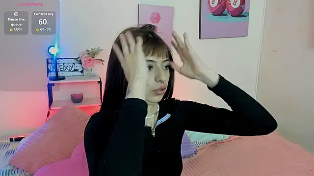 AnnyCotton online show from June 2026 07:34:02 PM