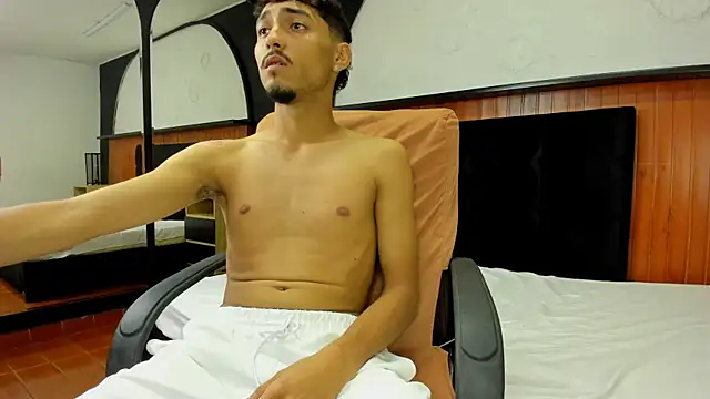 Just Marcos  online show from February 2026 07:52:01 PM