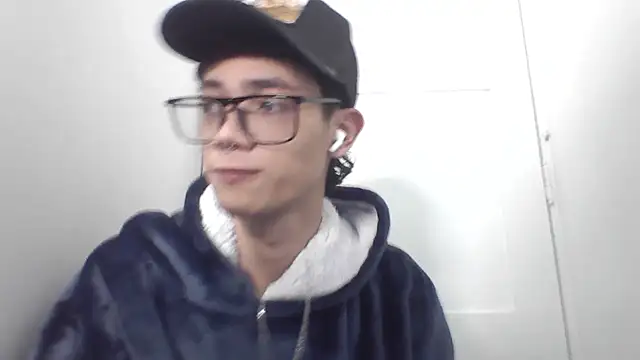 Snapshot of Santi_Princex chatting on February 2026 06:24:01 AM Santi Princex online show from February 2026 06:24:01 AM