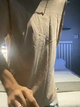 Snapshot of Santi_Princex chatting on April 2026 06:21:01 AM Santi Princex online show from April 2026 06:21:01 AM