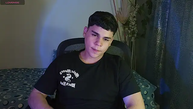 eithan jonnes online show from March 2026 08:59:02 PM