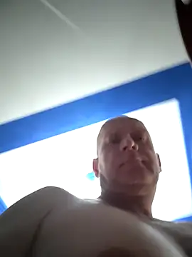 sk8brd snwbrd no snitch online show from February 2026 01:12:01 AM