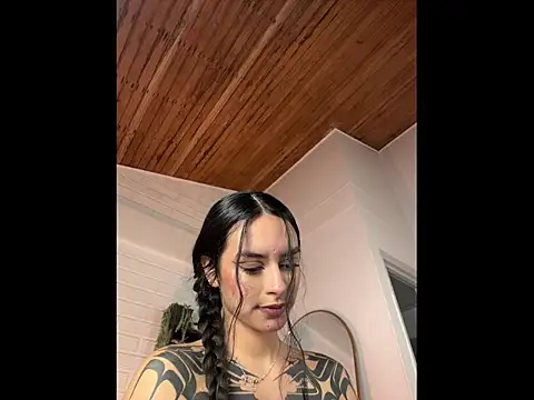 cristal roberts online show from June 2026 11:07:01 PM