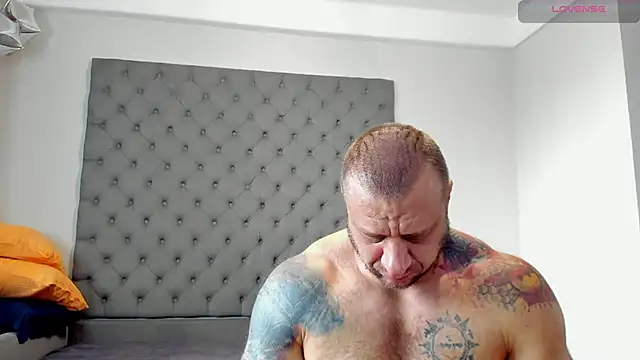 Snapshot of Samson_Legend chatting on October 2025 10:59:02 AM Samson Legend online show from October 2025 10:59:02 AM