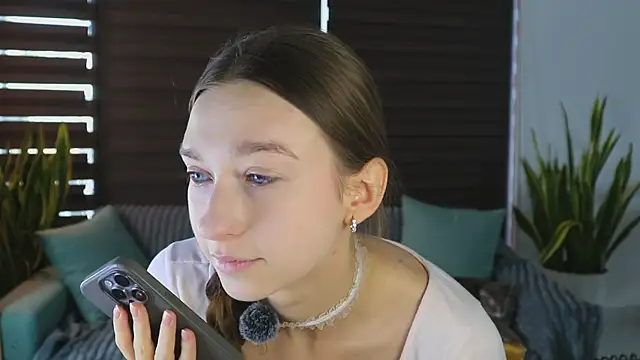 Your Alisaa online show from May 2026 03:26:01 AM