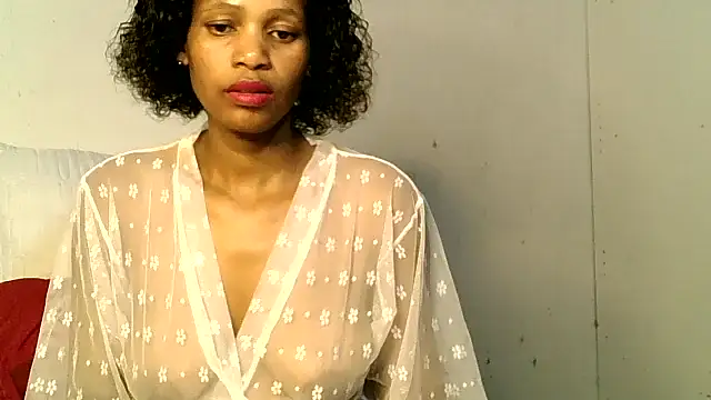 Snapshot of Mabelle_Eveline chatting on April 2026 06:24:02 PM Mabelle Eveline online show from April 2026 06:24:02 PM