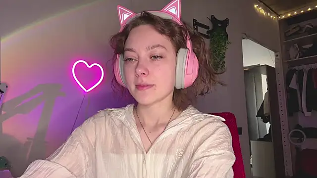 SlunkRear online show from April 2026 10:07:02 PM