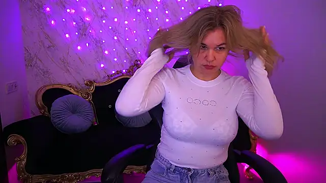 AliiciaMoon online show from February 2026 02:55:01 PM