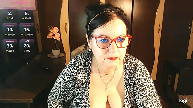 exiMIlf online show from April 2026 04:23:02 PM