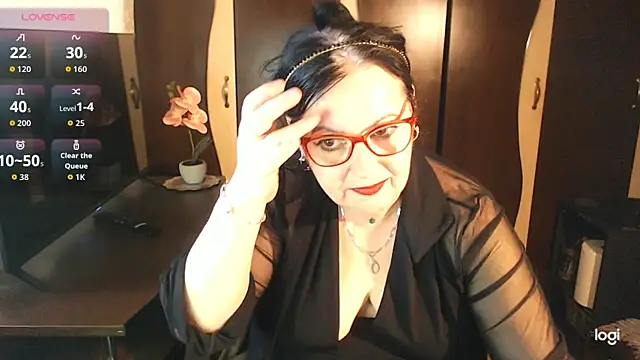 exiMIlf online show from May 2026 01:19:01 PM