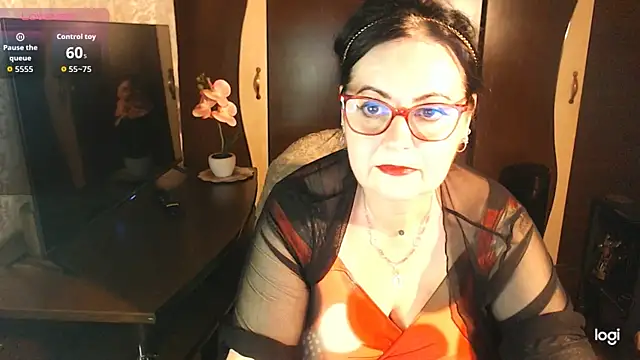 exiMIlf online show from June 2026 05:56:02 PM
